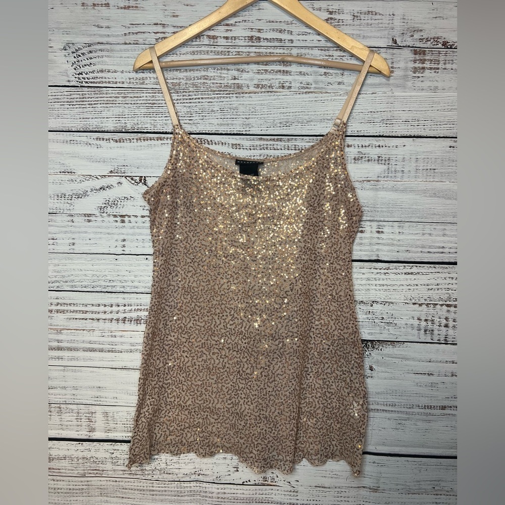 š©· 3/$20 Metaphor MEDIUM Tank top DRESSY - Picture 2 of 7